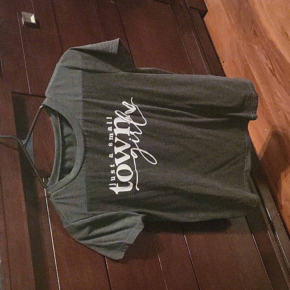 Short sleeved gray shirt size small